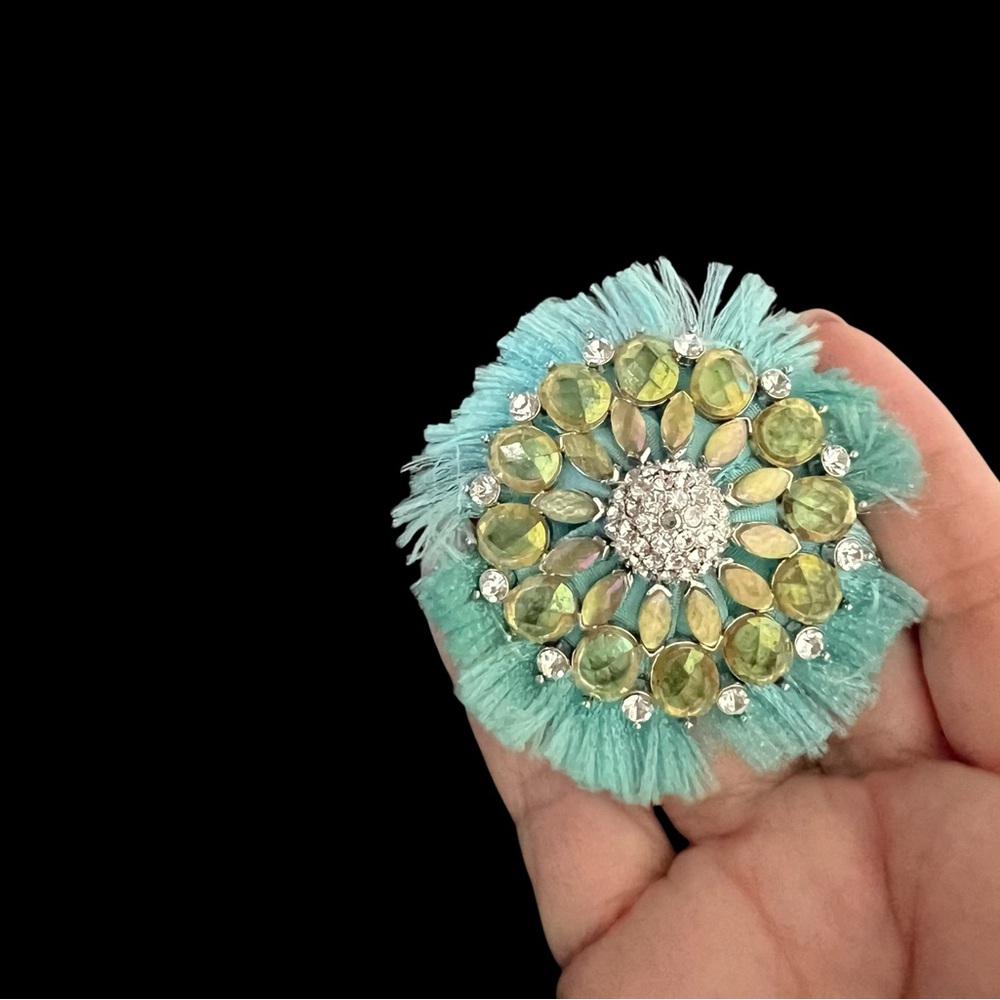 Elegant Floral Brooch with green and Silver Accents